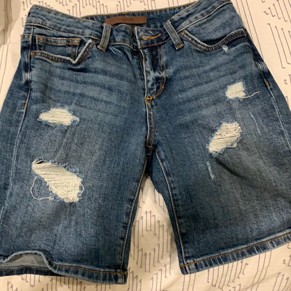 Like new Joe’s destructed denim shorts